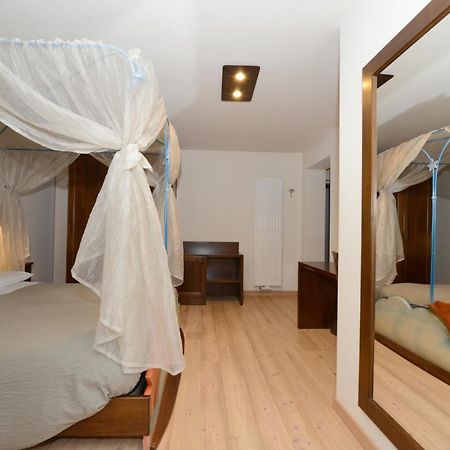 Hotel Sole Passo del Tonale Kültér fotó