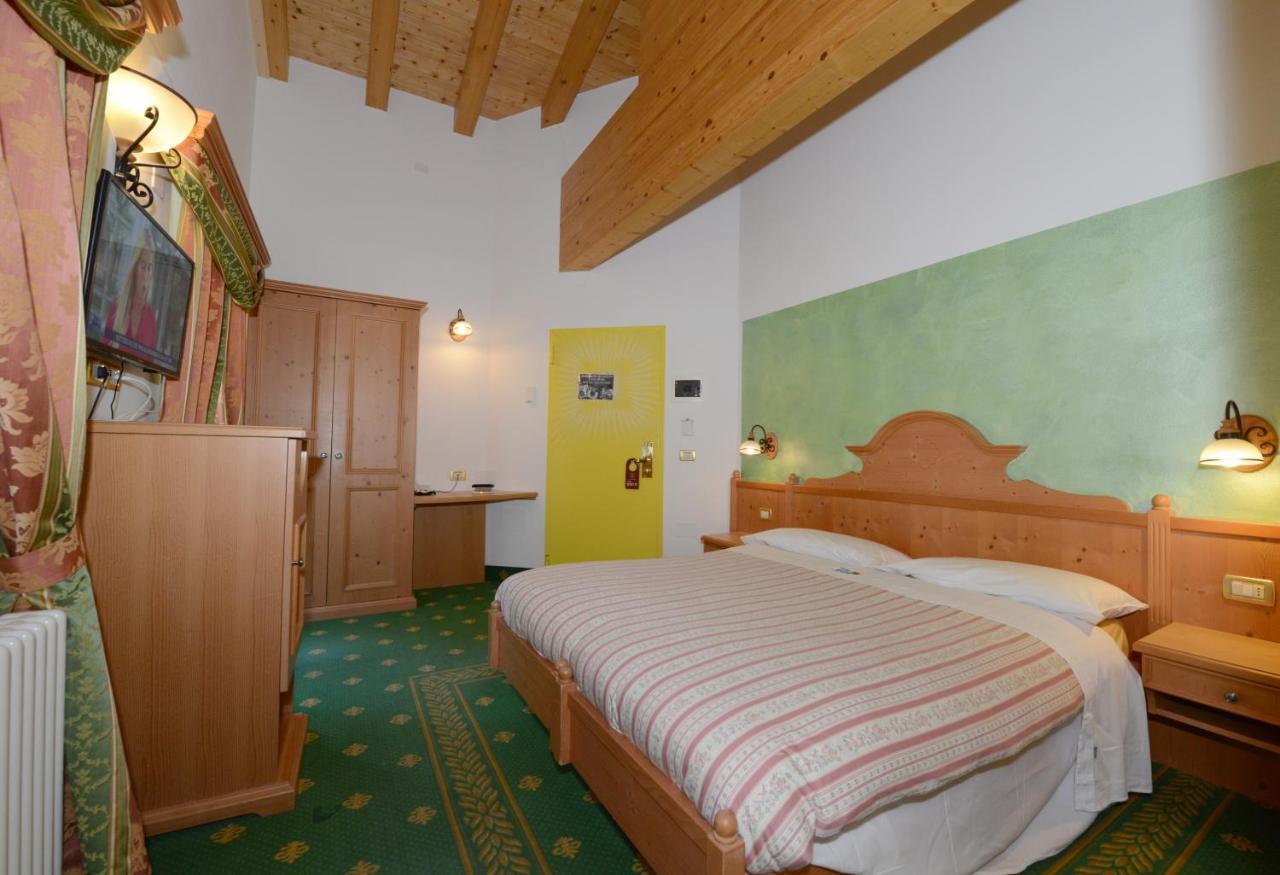 Hotel Sole Passo del Tonale Kültér fotó