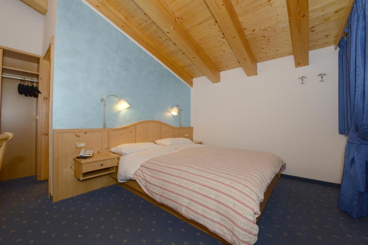 Hotel Sole Passo del Tonale Kültér fotó