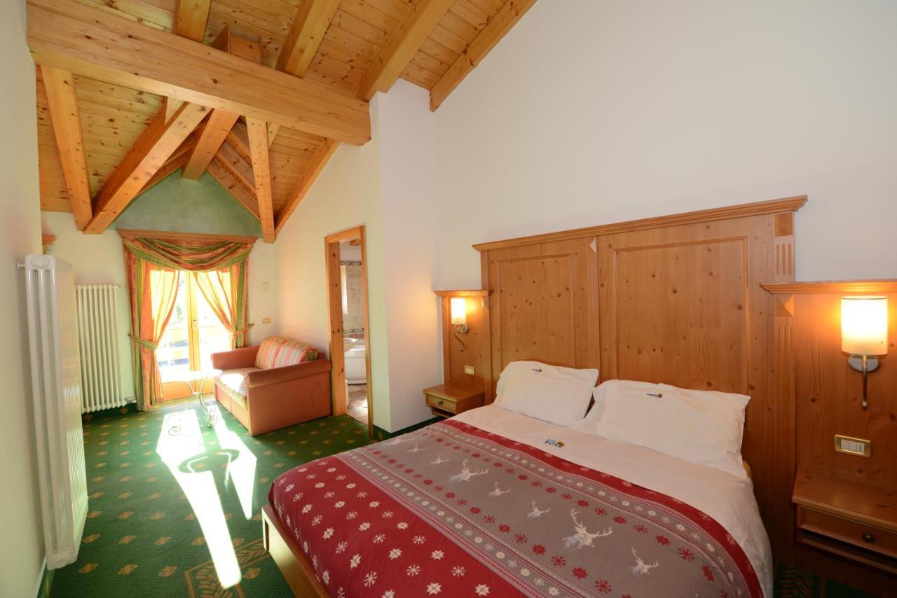 Hotel Sole Passo del Tonale Kültér fotó