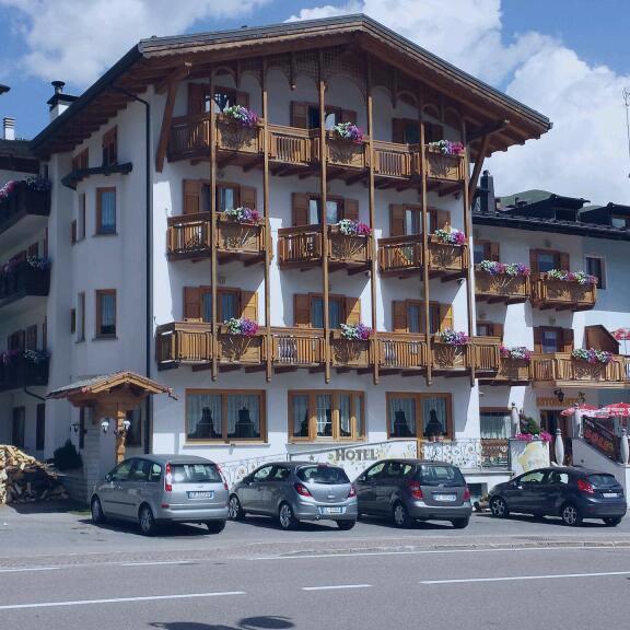 Hotel Sole Passo del Tonale Kültér fotó