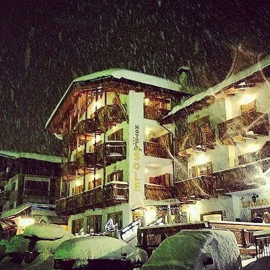 Hotel Sole Passo del Tonale Kültér fotó